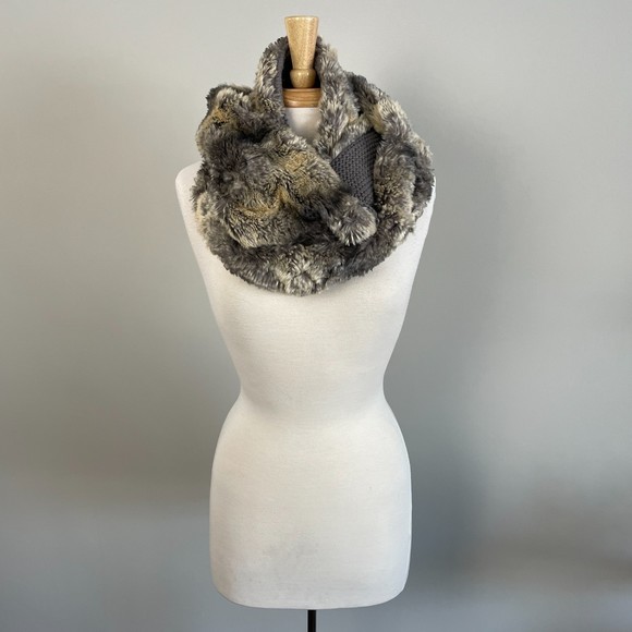 Marbled Faux Fur Reversible Ultra Soft and Cozy Infinity Scarf - Picture 7 of 8